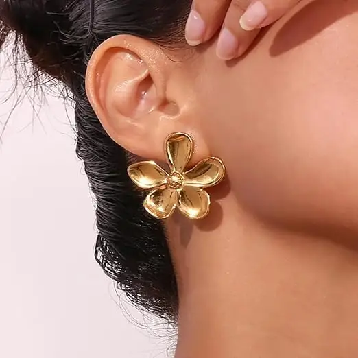 Antiturnish Flower Earring