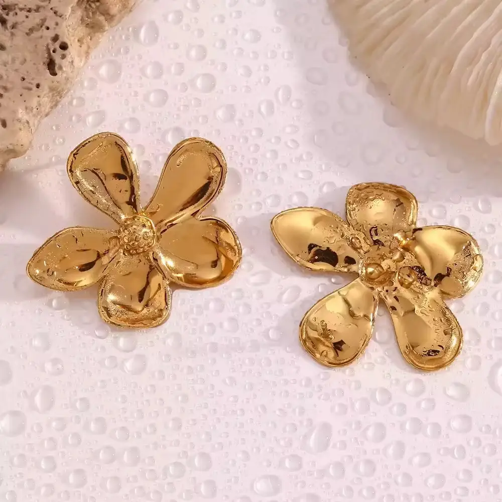 Antiturnish Flower Earring - Image 3